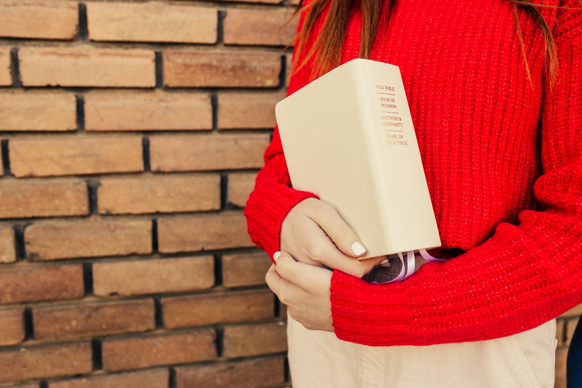 LDS Bookstore tweet media