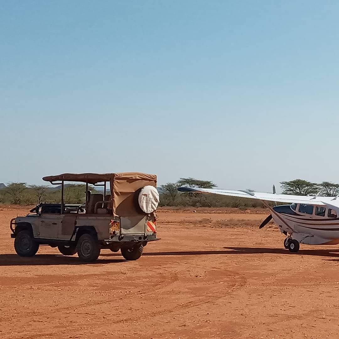 Flying from Saruni Samburu to Nairobi.... Ready for a wilderness charter flight? Talk to us.

cheetahsafaris.co.ke/3-days-lewa-co…

By air wilderness.