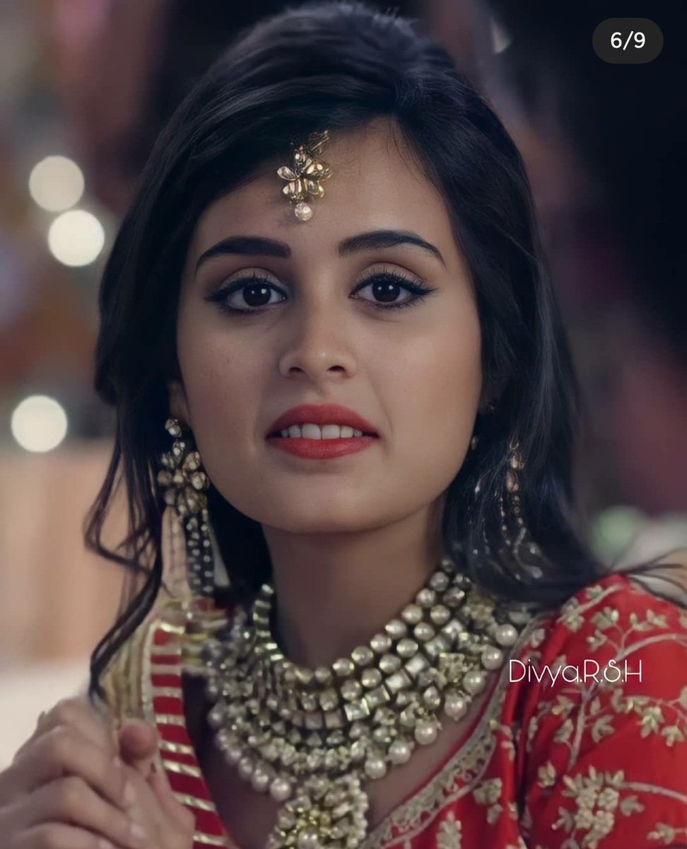sharmilapalsi10's tweet photo. Gorgeous Kanak
#4YearsOfTSMSP https://t.co/GVC9oAIFtq