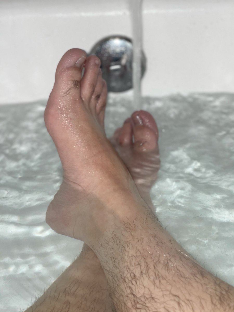 neemzzzy's tweet photo. #bathboy https://t.co/n1wOLjOi5D