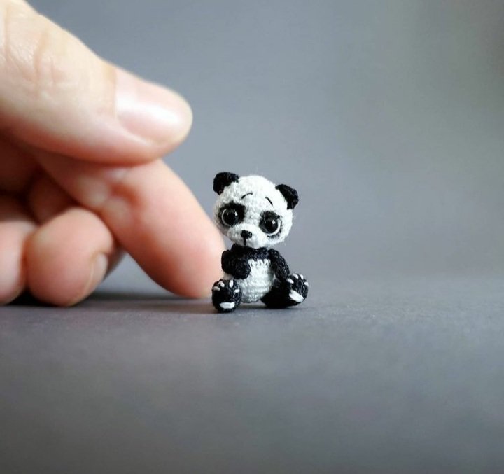 MicroToys1's tweet photo. 📏two centimeters📏Baby panda💛
#MicroToys #panda #micro #baby https://t.co/ww8gOy4vk3