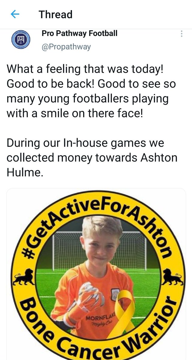 beccahoppy's tweet image. Fantastic gesture from the @propathway team... Excellent to be back watching the boys refresh their skills ready to bring it next week in the @jpluk #ProPathway #AshtonHulme #JuniorPremierLeague ⚽️🧤🥅🎗
