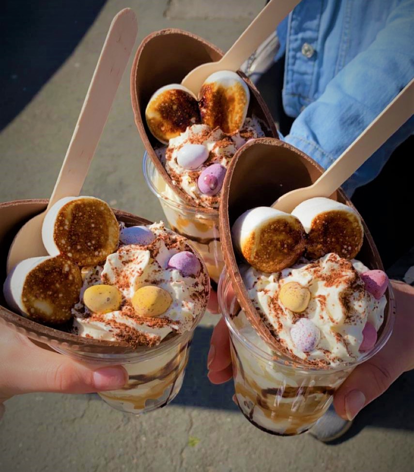 XobaAccountants's tweet photo. It's not said as often these days...but HAPPY EASTER everyone!

Don't work too hard, it's a 4 day weekend so get out there and relax.

If you're looking for a nice place to go, the sea front at Lytham was wonderful today and the Queens Hotel was dishing out these bad boys. https://t.co/SygNxIi6Ga