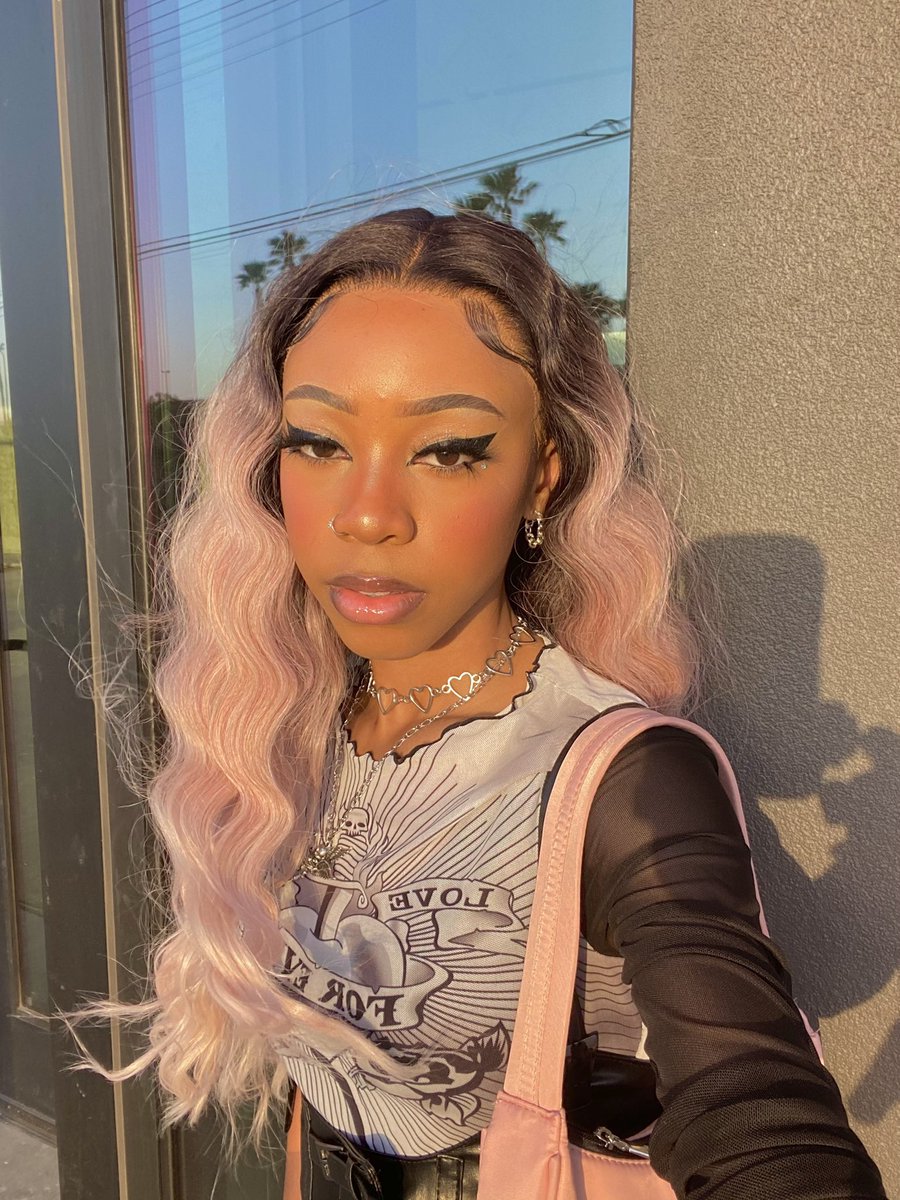 virtualxdoll's tweet photo. ⚔️🤍⚔️ https://t.co/G3QTOzlKD1