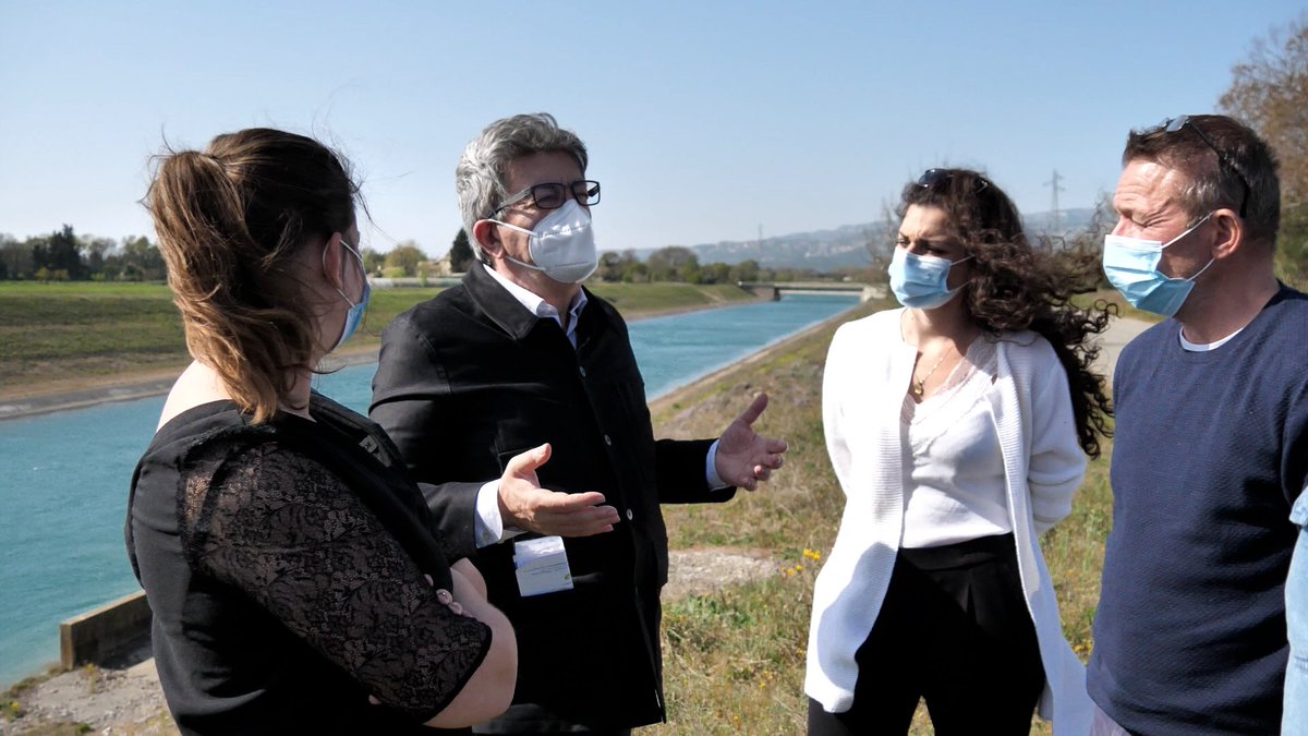 J'étais aujourd'hui avec @JLMelenchon et @MathildePanot sur les bords de la Durance pour échanger avec des associations sur la gestion et la protection de l'eau en #PACA. 💧 75 % de l'eau consommée de la région provient de la Durance. Nous devons la protéger ! #Regionales2021
