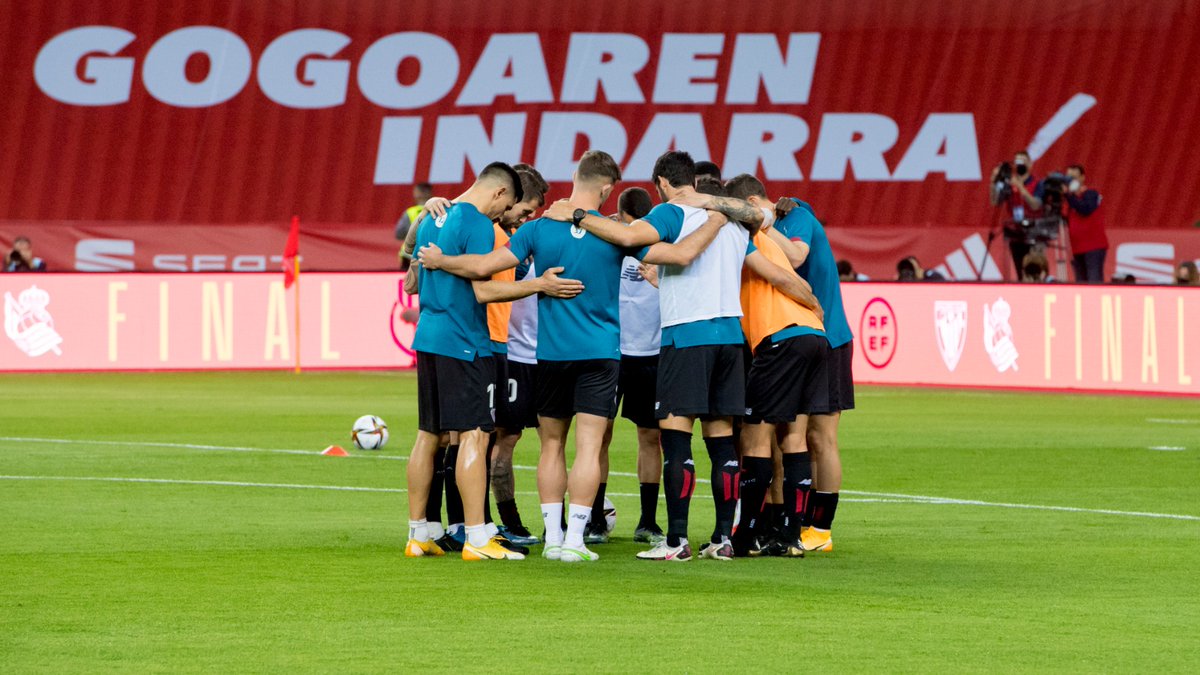 AthleticClub's tweet photo. 💪 ¡𝗖𝗼𝗻 𝘁𝗼𝗱𝗼, 𝗹𝗲𝗼𝗻𝗲𝘀!

𝗚𝗼𝗴𝗼𝗮𝗿𝗲𝗻 𝗶𝗻𝗱𝗮𝗿𝗿𝗮!

#AthleticRealSociedad #BiziAmetsa 🏆 https://t.co/gyRl2C1eFR