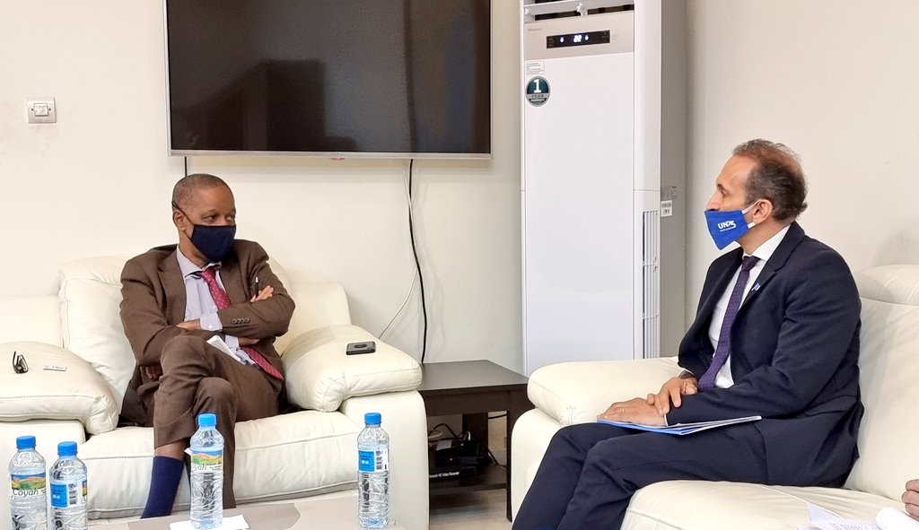 OnuGuinee's tweet photo. M.#AmadouThiernoDIALLO, Ministre @MCIA_Guinee &amp; @MartinVncnt Coordonnateur Résident @GuineeOneUN définissent les axes de collaboration entre leurs institutions &amp; se félicitent pr la qualité des relations.
#RéformeDesNationsUnies 
#MobilisationDesRessources
#CoordinationPTFs
#ODD https://t.co/oF3yWZH72j