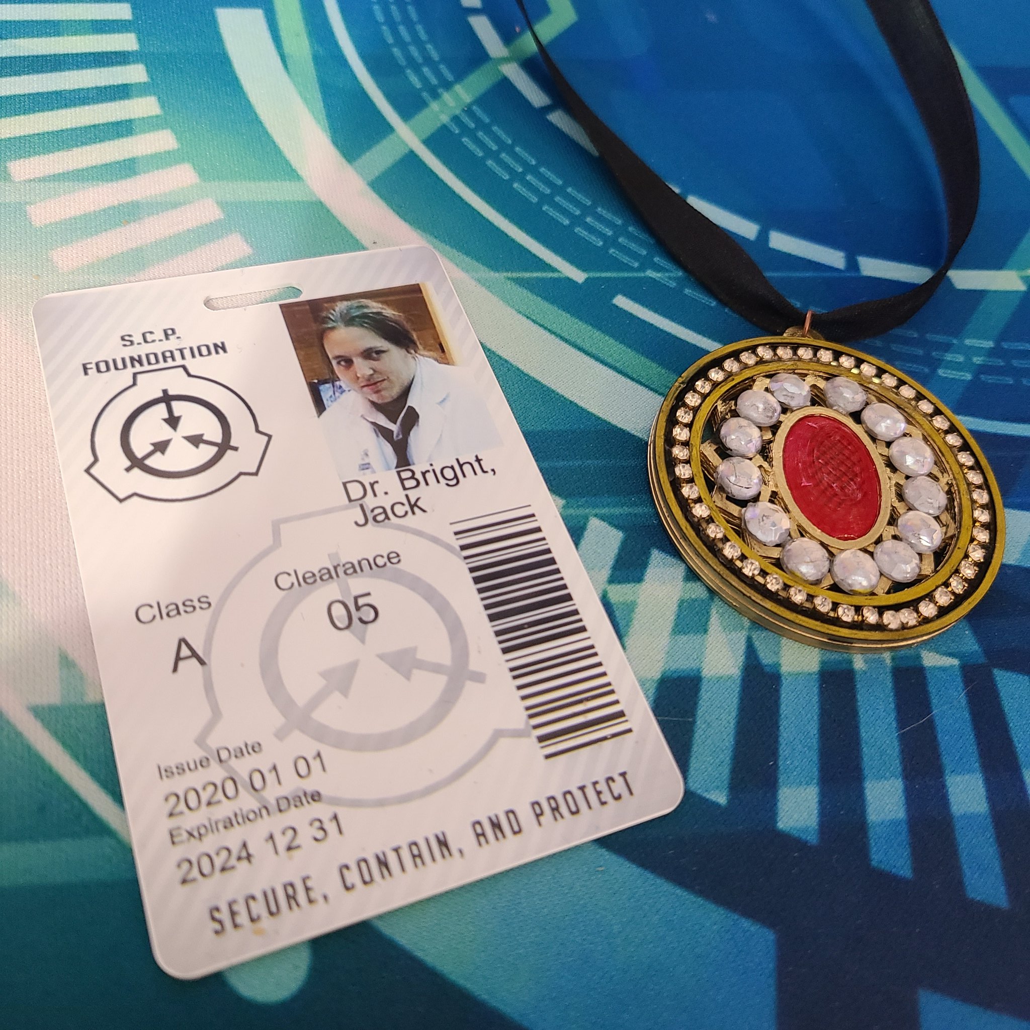 Researcher Price / Nerdy NotionZ on X: My Dr. Bright ID / Access card, and  my (correct size) SCP-963 #scpfoundation #scp #scp963 #JackBright #DrBright   / X