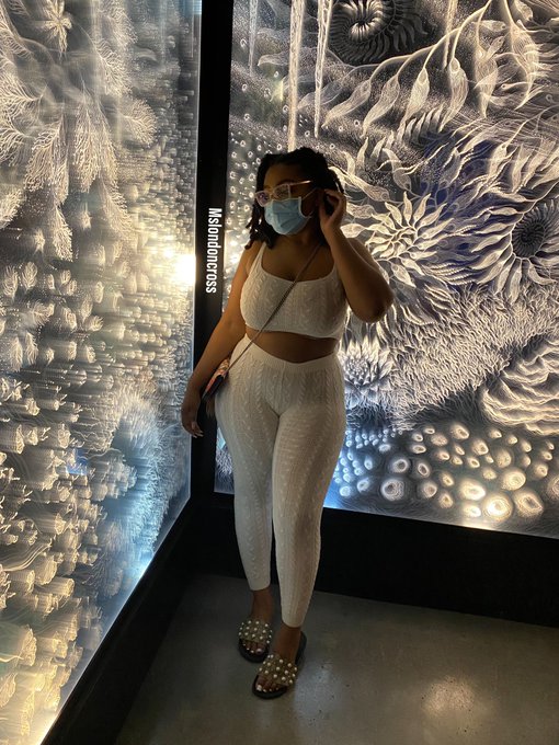 Look clothes https://t.co/wBM3bGb3AO<a href="/tag/happystpatricksday"class="tags"><span>#happystpatricksday</span></a>