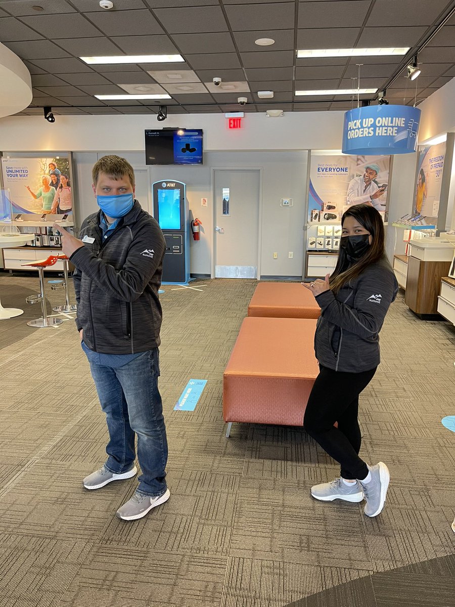 Bossman’s bacccckkkkkk. #sunmitbound#RunItBack <a href="/LoganHartman19/">Logan Hartman</a> <a href="/Bh7316/">Brittany Harrison</a> <a href="/404girl/">Betsy Francis</a> <a href="/DaleB1/">Dale S. Brown</a>