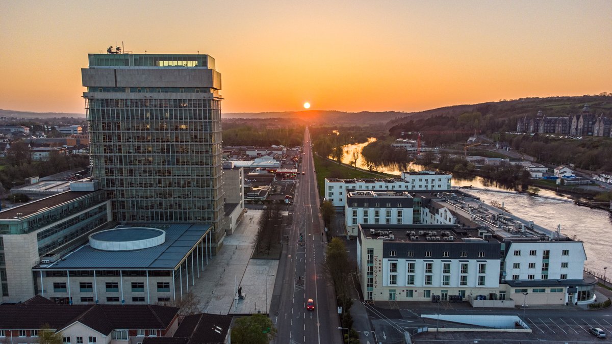 Sunset over the straightest road in Cork city

@PhotosCork