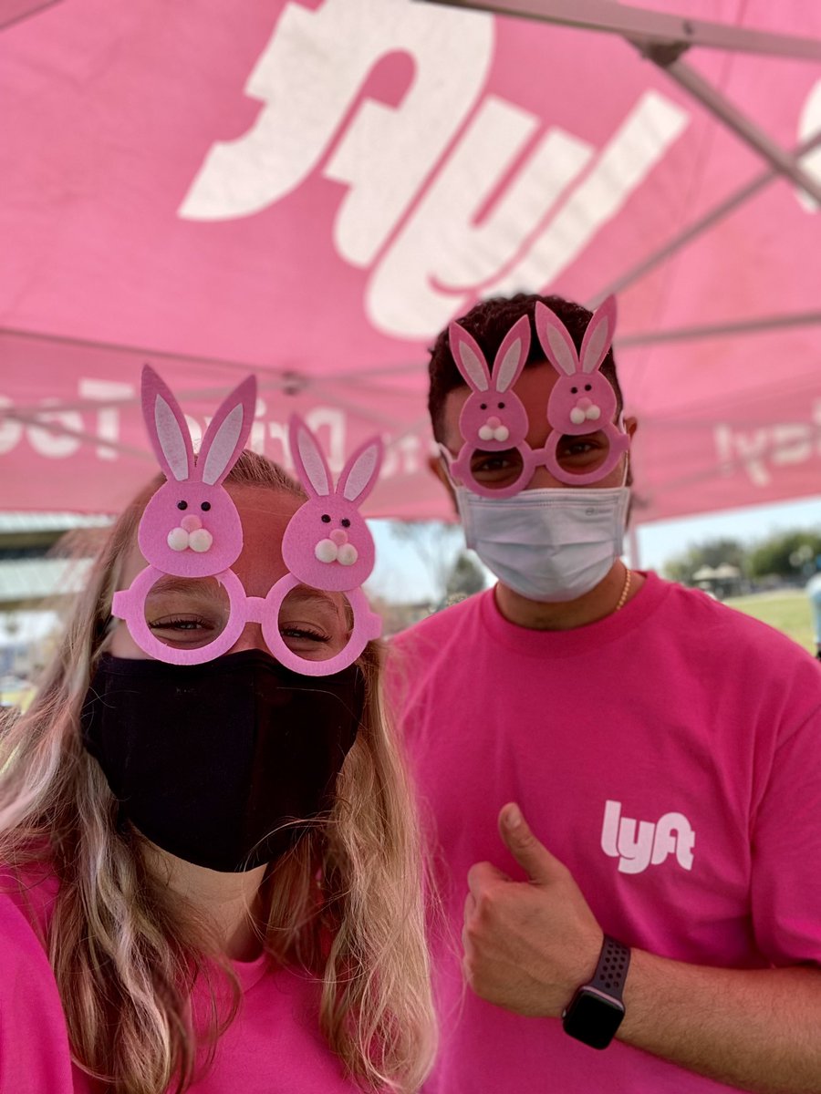 BatteyEmma's tweet photo. We’re hoppy to help you learn more about @lyft scooters, scooter #safety, #lyftcommunitypass and more! One more hour to stop by our tent for #pedalwithyourpeeps in Teralta Park! https://t.co/20RY8abHXK