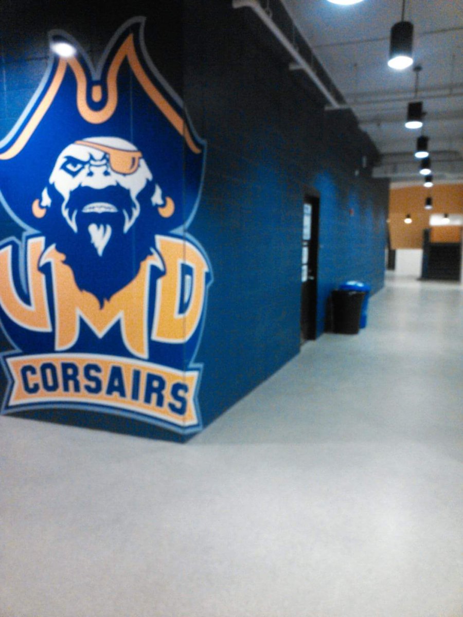 CoachRMcCormack's tweet photo. Always a great day showing future Corsairs our amazing campus! @CorsairFootball @UMassD Thank you for visiting @CoachTy1906 #WinTheRep #Tier1EVERYTHING #CT2UMASSD https://t.co/mgZc4lCU4v