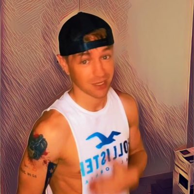privateplyr's tweet photo. #NewProfilePic https://t.co/MxWyvBZf8u