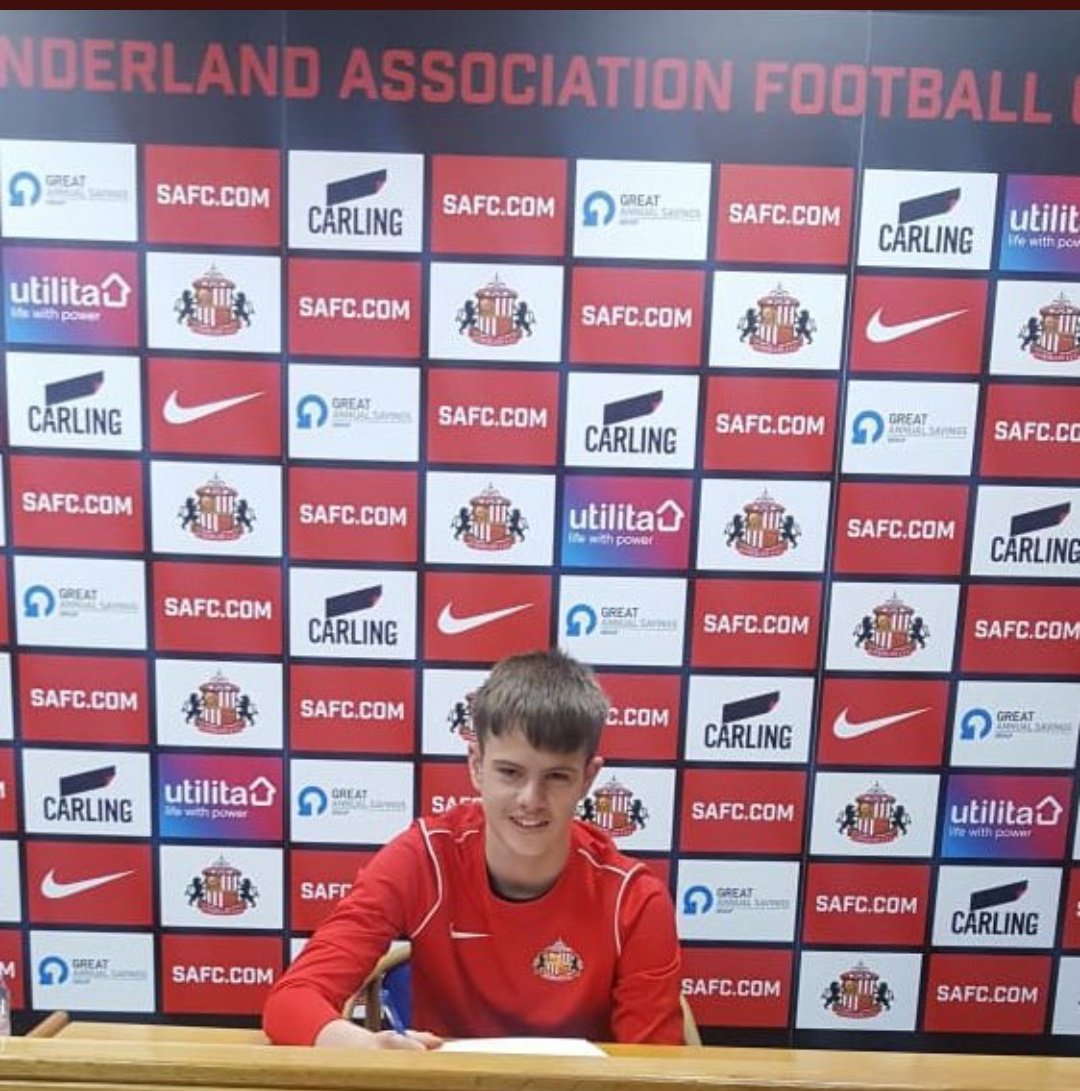 Congratulations to Dan Parker who has signed for @SAFCAcademy. Dan was a key player in our league, and national cup winning team. 

Congratulations also to his family <a href="/P4rks2003/">SP</a>, who support him week in, week out, and his grassroots teams who work with Dan each week.