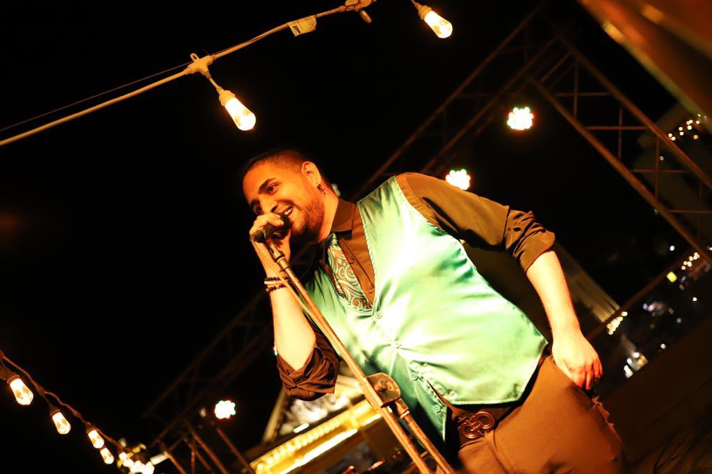 Llegó Sharon Salazar a El ‘Summer Fest 2021’! 🎙 Toca el siguiente enlace para terminar la fiesta del Verano con nosotros! 🔗
👉🏻 gruposamix.com.sv/lagozadera/

#SummerFest2021 #GrupoSamix