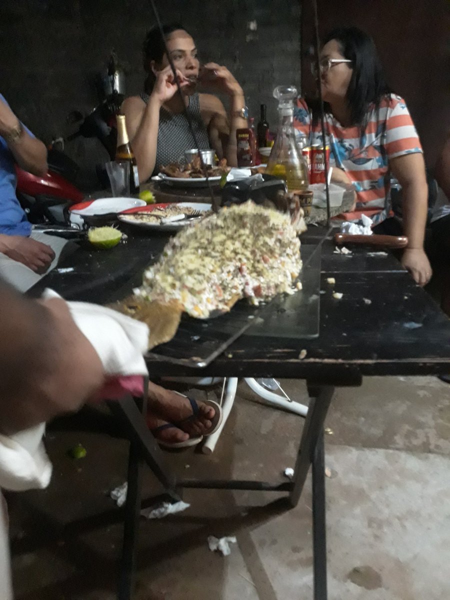 MenoJwvr's tweet photo. #LiveCachacaCabare
Só curtindo mais os Andrade na presença de @gusttavo_lima https://t.co/LRhQdcbCDj