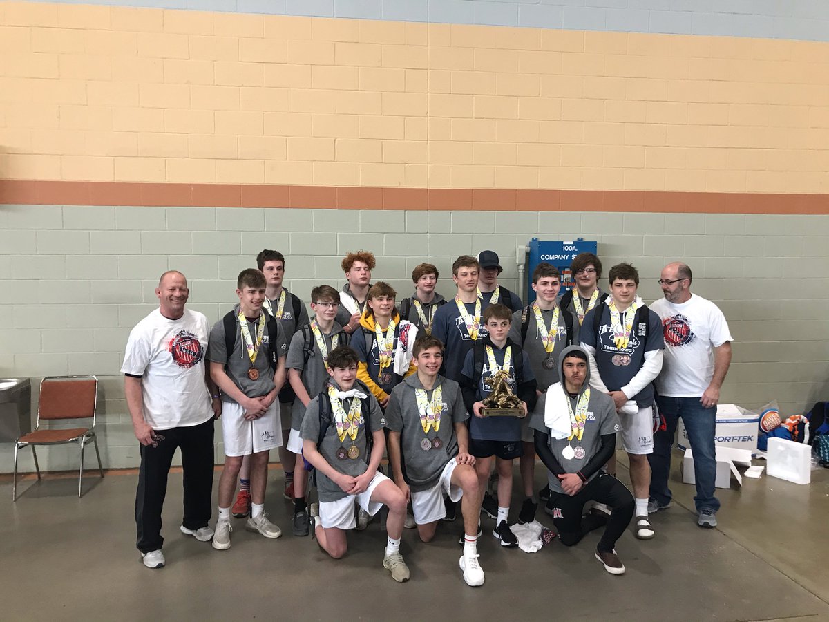 ArenaWrestling's tweet photo. Fresh-Soph places 3rd at MS National Duals congrats Skogs, Ty, Kolby https://t.co/Nhhwqromo7
