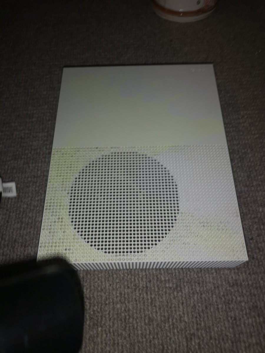 Sith_deity's tweet image. HELP JUST SPILT A LEMON CUP OF TEA IN MY XBOX ONE S PLEASE SEND HELP 😭😭😭😭
 #LetsGrowStreams #TwitchAffilate #smallstreamer #smallstreamersconnect #smallstreamercommunity
#SupportSmallStreams
#SupportSmallStreamers
#twitch #streamer #twitchtv