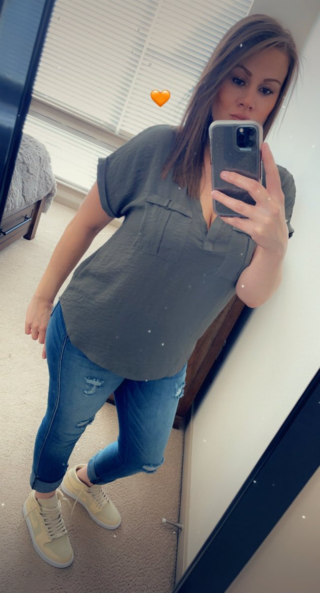 FootballChick🖤♡ tweet media