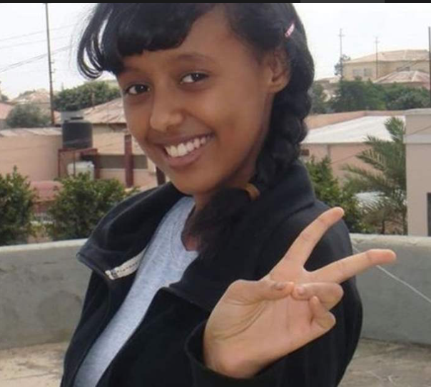 Mdogo wetu #FreeCiham anashikiliwa na serikali ya Eritrea kwa miaka 8 sasa, alishikwa akiwa na umri wa maka 15, ili kukomesha ukatili huu barani Afrika, shiriki kwa kueka sahihi yako hapa bit.ly/3dyAzkS  @amnesty #ChangeTanzania