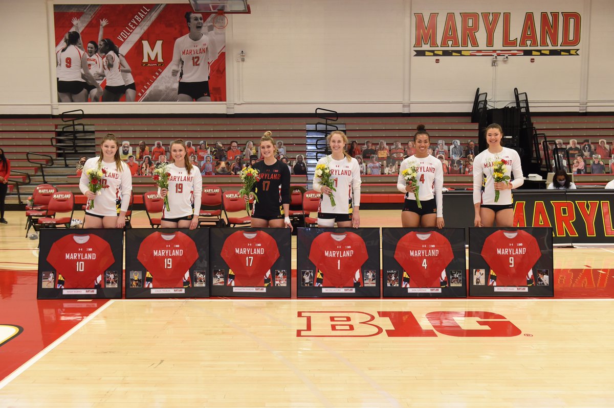 Seniors, we love you 🐢❤️

Thank you Hailey, Chloe, Sam, Nicole, Jada and Erika for all you've done for our program!