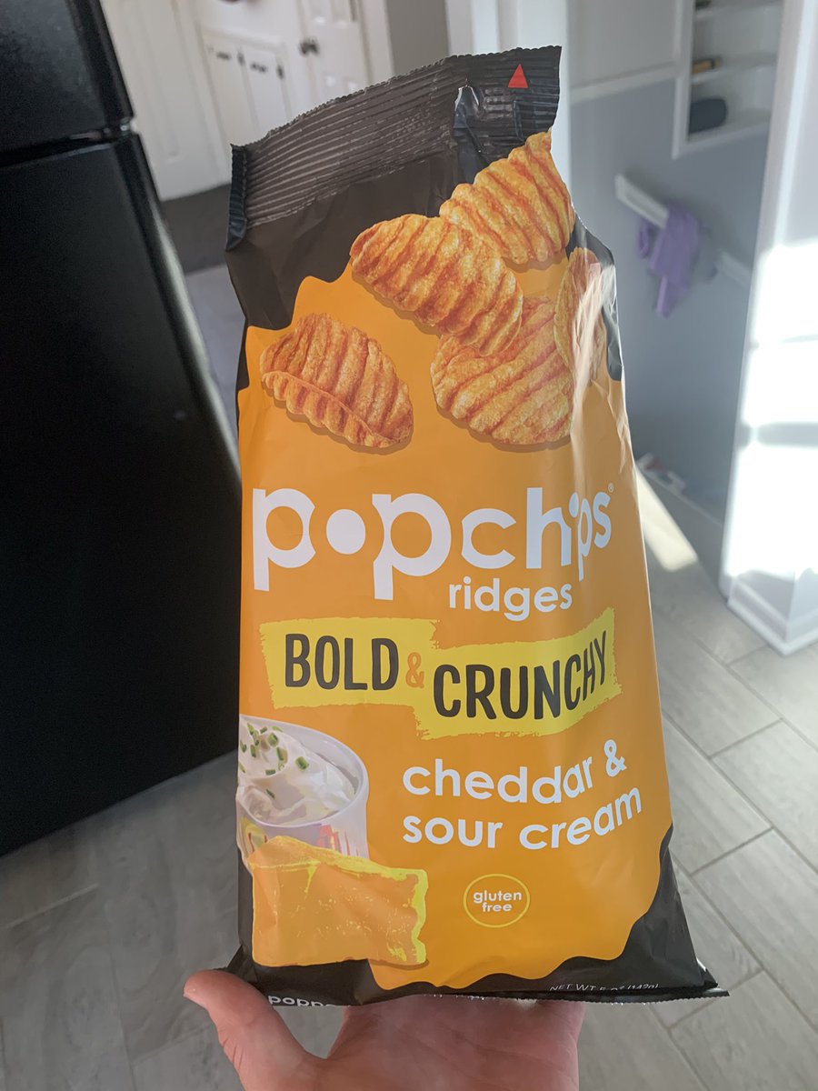 jcsick15's tweet image. This a brand new bag of chips.. @popchips what’re you thinkin!?