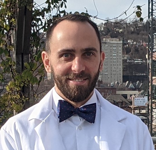 Congrats #TIIL member <a href="/MaxJLee/">Max JL</a> on <a href="/ASCO/">ASCO</a> #ASCO21 Trial in Progress Poster! Phase I/II trial encorafenib+/-binimetinib+nivo+low-dose ipi in BRAF #melanoma. Attempting to tread the needle on efficacy vs tox in the highest risk pts. Huge translational potential in this study!