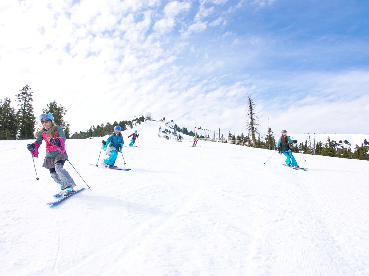 mtashland's tweet image. The skiing and riding today were excellent with spring-like conditions on the mountain today and plenty of snow to go around.  Special appearance by the Dropettes telemark skiing crew.  Only six more days left of the season, so come on up for some local mountain fun.