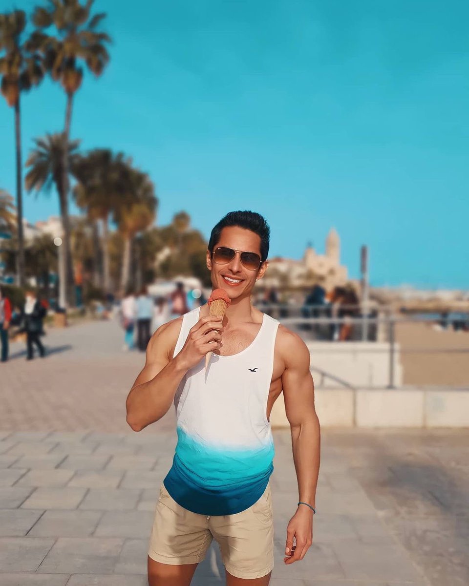 Chill out with us in Sitges this season! Book your next escape today. Save up to 15% gaytravel4u.click/sitges/
#gaysitges #sitges #gaytravel