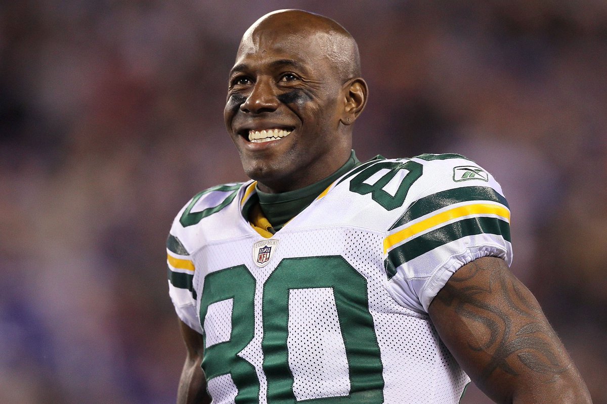 wauksports's tweet photo. Just announced! @wauksports will be doing a private signing w @Packers SB XLV Champ DONALD DRIVER May 12th.  Follow &amp; RT for chance to win FREE signed photo.  More info at   https://t.co/ev3kIUxCQj @Inthegameautos @Donald_Driver80 @Lammi_Sports @Dario_Melendez
 #packers @leap36 https://t.co/vvdE1yLpDi