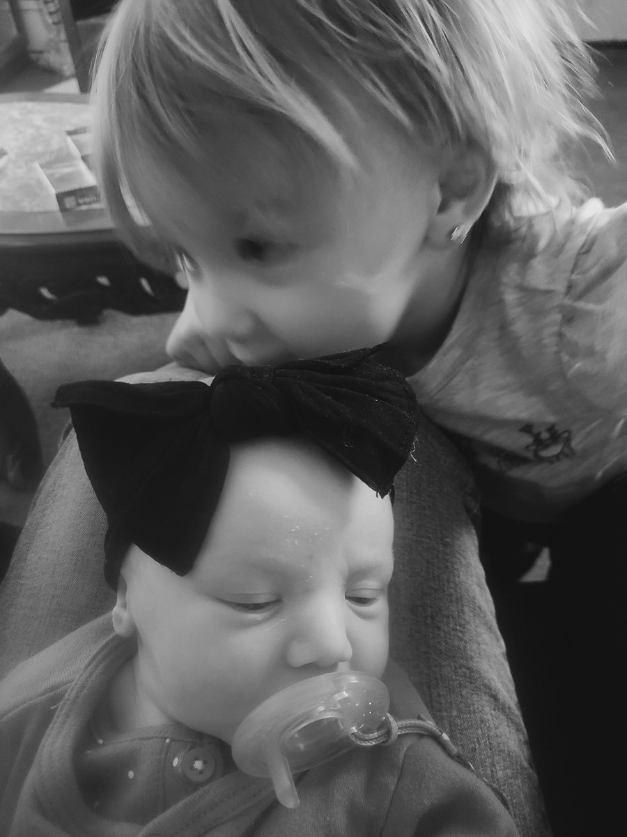 wolflvr69's tweet photo. Day with my beautiful granddaughters ❤❤ https://t.co/t3amfQpNXo
