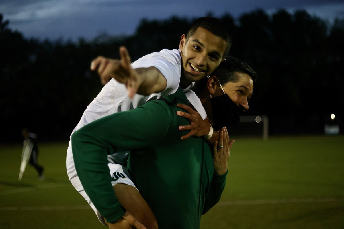 JAX_MSOC's tweet photo. THEY’VE DONE IT!! The Top Seed in the South Division belongs to the Dolphins!! 

#JUPhinsUp https://t.co/2GVlnuS56Y
