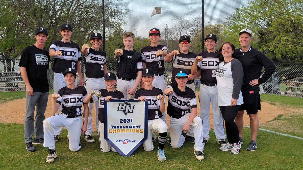 NewspaperSteve's tweet photo. CHAMPIONS π!!! Great team win! #DaddyTweet https://t.co/dbmXcQk9Pl