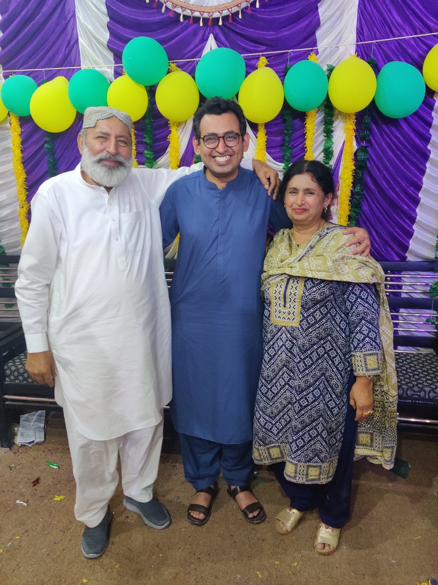 AbdullahDayo's tweet photo. My parents are my safest sanctuary ♥️
#AmmiBaba #FinallyBackHome https://t.co/6i3ubOMVYp