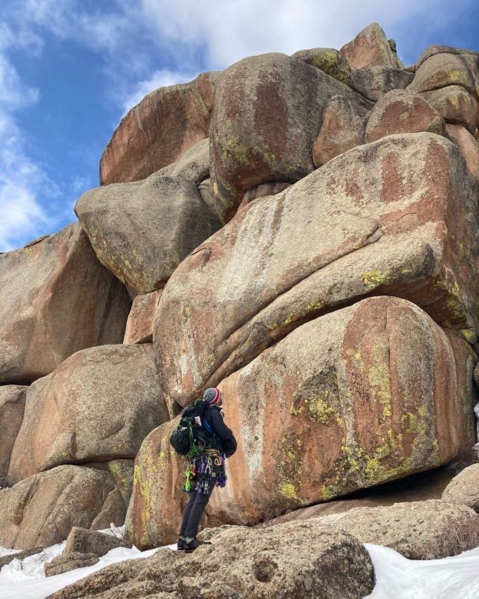visitlaramie's tweet photo. Some obstacles demand to be conquered.

Learn more about Vedauwoo rock climbing: https://t.co/jgkUbfKamt

📸 https://t.co/5r7ZMUBMZV #rockclimbing #tradclimbing #offwidth #VisitLaramie #ThatsWY https://t.co/vezcZT4KWO