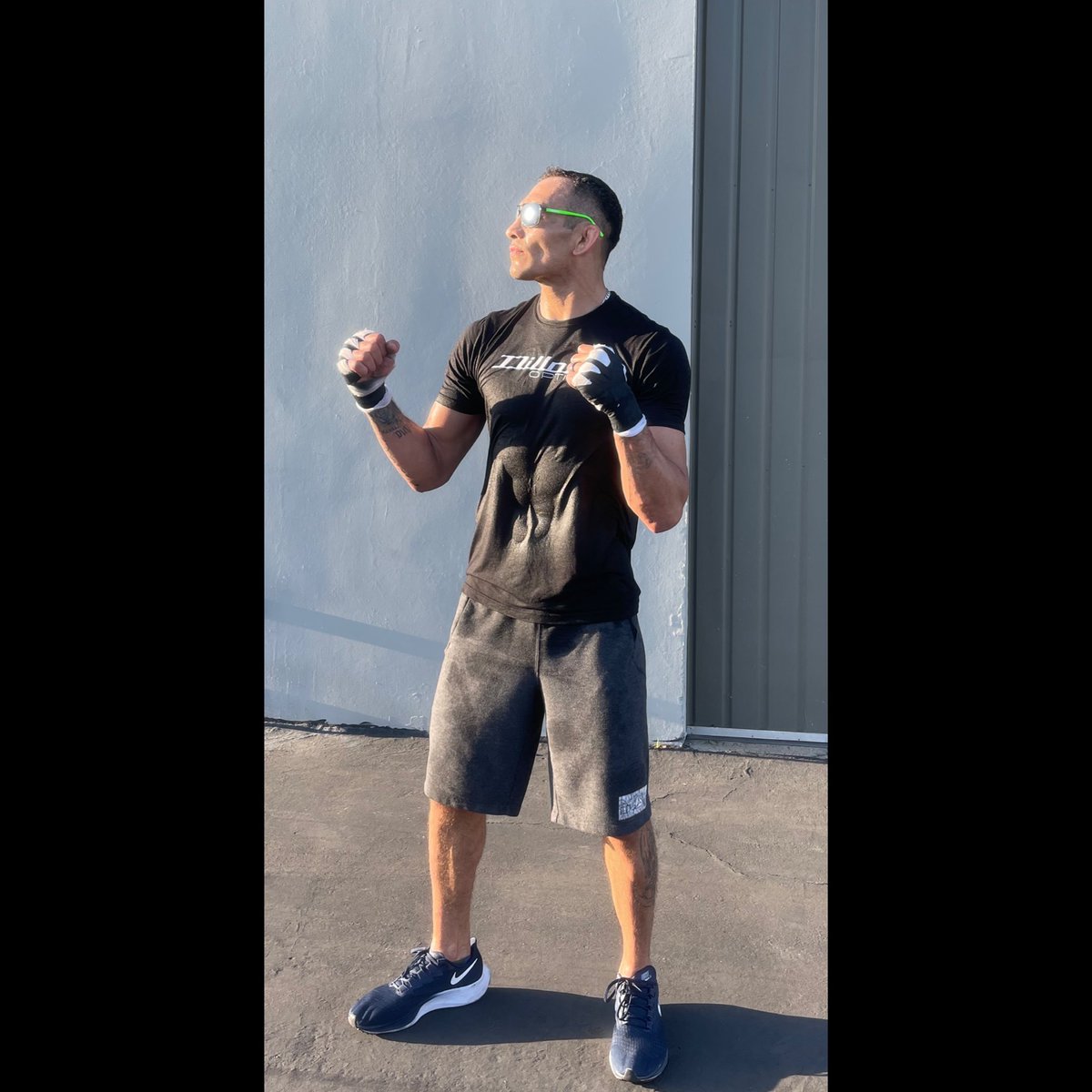 “Earned That🎓One” What A Good🙏🦁Friday 💯 Didn’t Keep Track Of Sessions # AsManyAsItTakes 🎶🎵 -XTA2- Hometeam 🇺🇸🏆🇲🇽 # Thanks For The🥇Drive A.G. 💪😎🤜🛻💨🍃 # Overtime 📈 Time-2-Recover 🍃🌱🌿 Check It Out Crew🍃 @dillonoptics Merch🕶Drop Two Weeks, Stay🎼Tuned- Champ 👣 https://t.co/F9sccJ5zYY