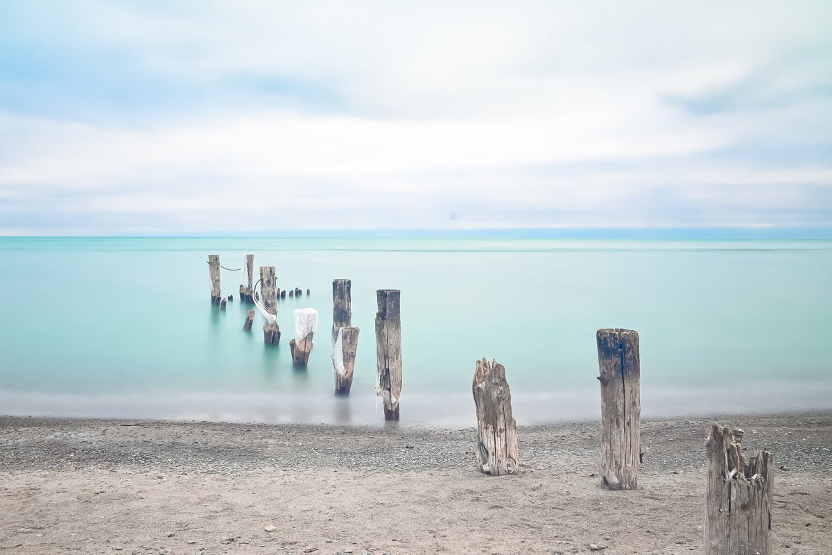 doublem33's tweet photo. Old Piers, Grimsby, Ontario in January 2021
#continuetofindbeautyallaround #oldpiers #fiftypoint #GrimsbyON #lakeontario #longexposure https://t.co/ue9vMlnVEU