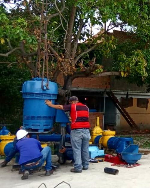 #03Abr Se realizó sustitución de motor de 300 HP para la puesta en marcha del mismo, en la estación #46 en el sector la Paz de la parroquia Ana Soto, del Municipio Iribarren, beneficiando a más de 75.000,00 habitantes.
#SpunikVGarantizaVida