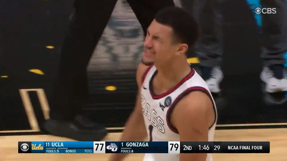 JALEN SUGGS WOW! 

#FinalFour