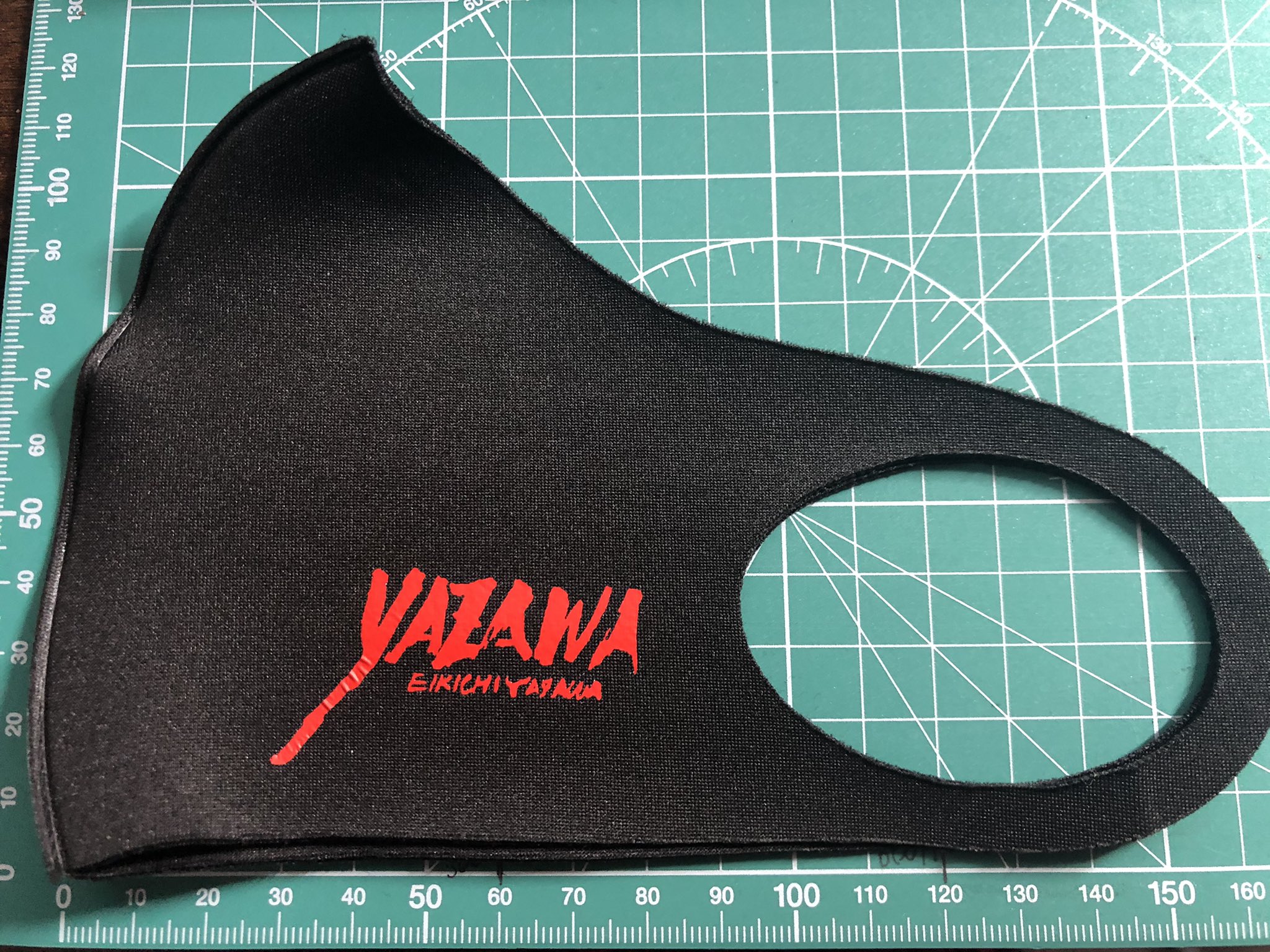 Mg工房 矢沢永吉様のロゴマスク 色んなカラーで作ってyazawaファンの皆様に楽しんでもらってます E Yazawaと筆の ロゴが人気ですね 矢沢永吉はホント人気です 根強いファンが多いですね Yazawa 矢沢永吉 矢沢永吉マニア T Co Z8mu0rscjk