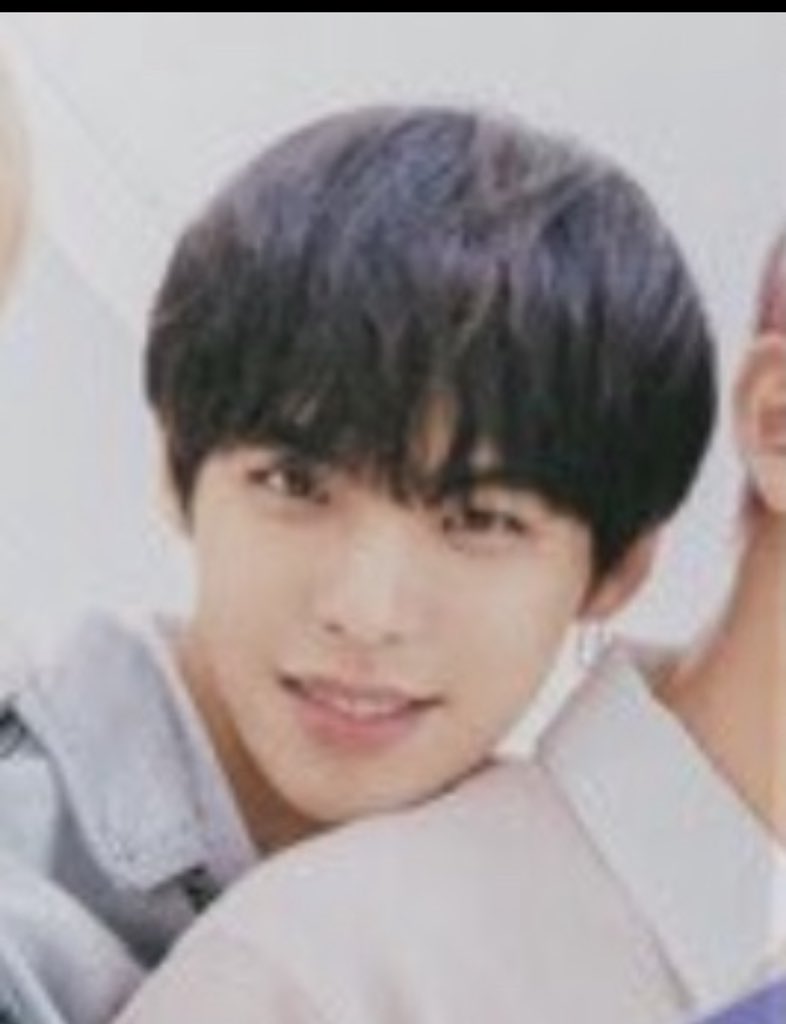___bexx__'s tweet photo. このビジュ好き https://t.co/9UTl2t2TFo