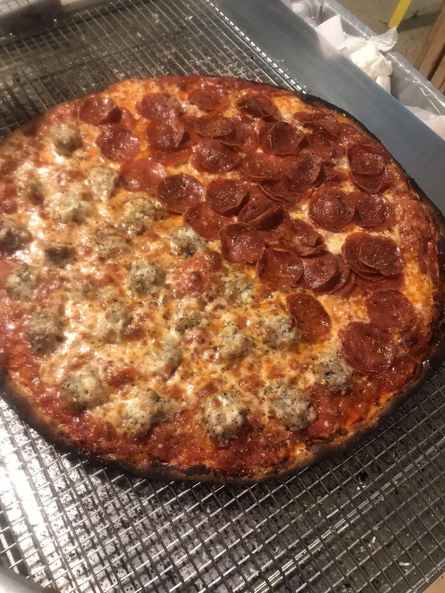 Steve Dolinsky on Twitter "Had a textbook Chicago style pizza tonight