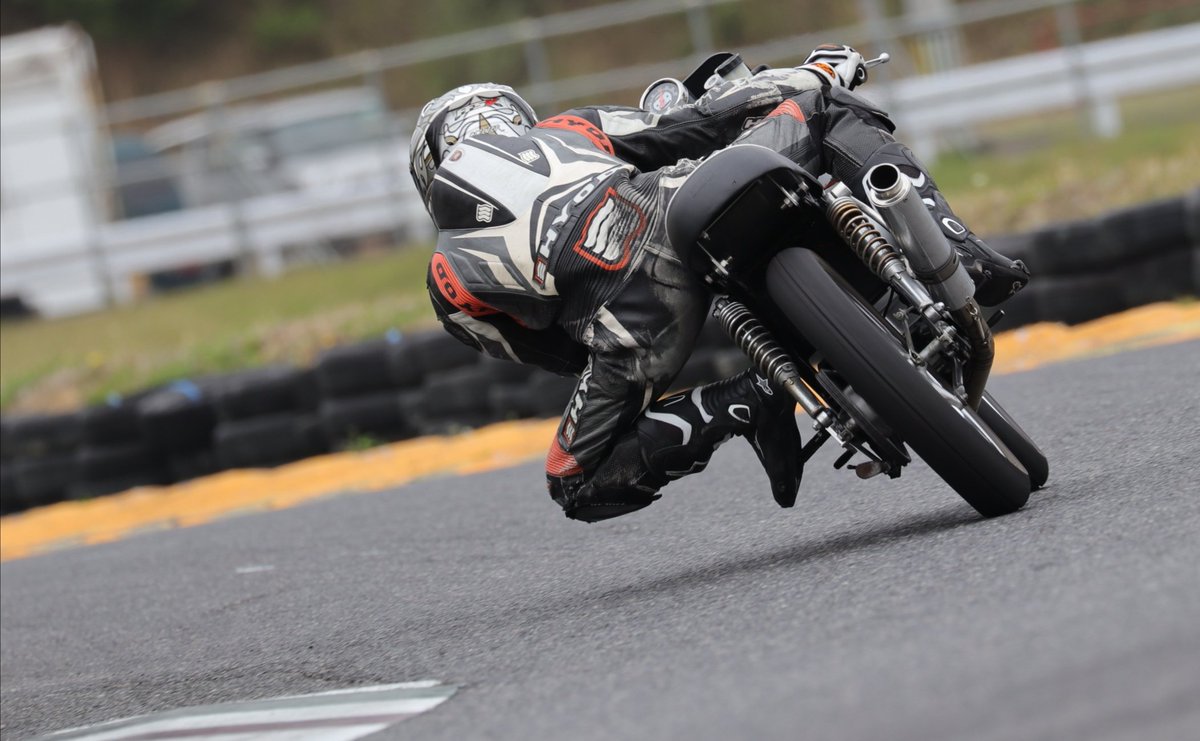 おじゃる 2日続けて鈴鹿ツインサーキット 今日はスピードショップイトウさん主催のdead Or Ride 降水確率90 なのになぜかツインサーキットだけ曇り 奇跡 おじゃる 2日続けて鈴鹿ツインサーキット 今日はスピードショップイトウさん主催のdead Or Ride 降水確率90 なのになぜかツインサーキットだけ曇り 奇跡