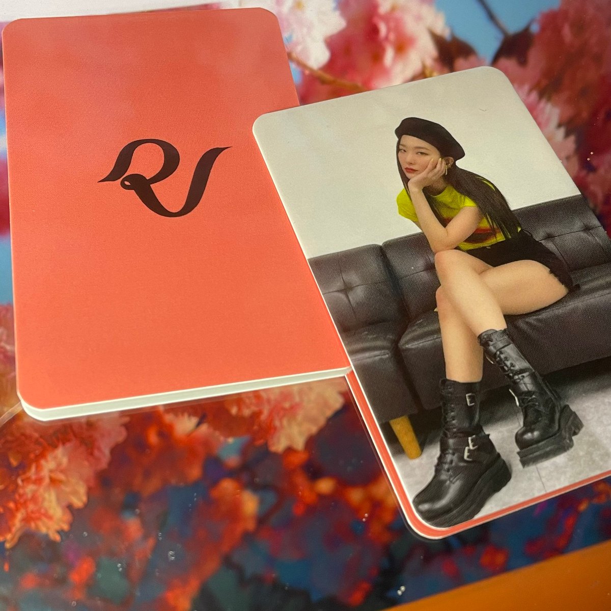 eilahshop's tweet photo. Quiero compartir lo último que he añadido a mi tienda de #etsy: RED VELVET Seulgi Random Photocard https://t.co/VGAj0GVaJ1 #photocards #wendy #redvelvet #shop #redveluv #eilahshop #eilah #joy #yeri https://t.co/C7cuHesxru