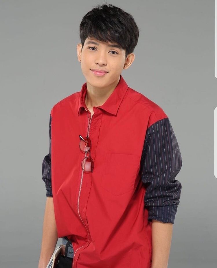 AjJjFamilyfc's tweet photo. ใครคิดถึงน้องนนท์บ้าง คืนนี้เจอกันนะครับ 💙

"Dark Blue Kiss จูบสุดท้ายเพื่อนายคนเดียว"
ทุกวันเสาร์-อาทิตย์ เวลา 20:30 น. ทางช่อง GMM25

#DarkBlueKissEP1
@aj__chayapol https://t.co/KotqUSfM2x