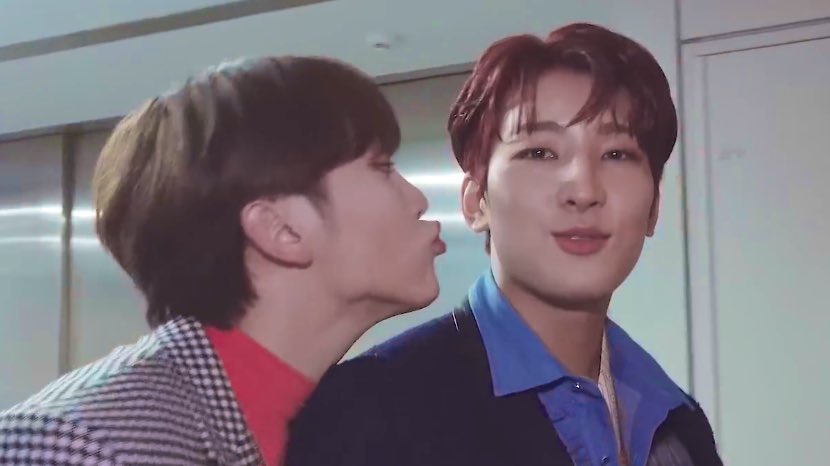 wonbooluvr's tweet image. seungkwan be like "i know a place" then brings you to wonwoo's back