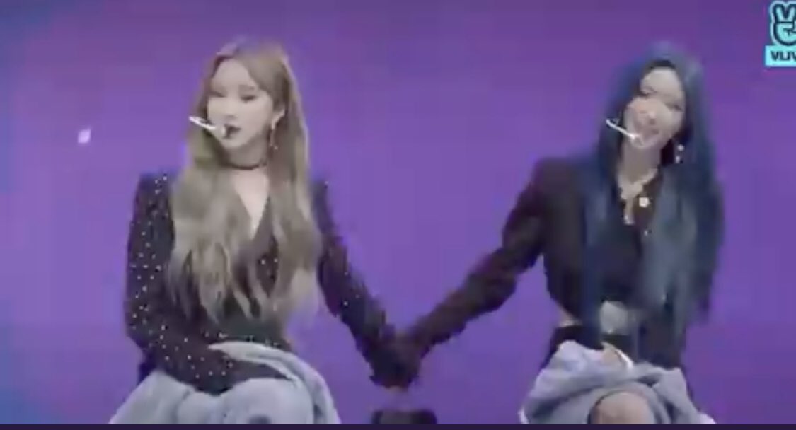 dayoung and dawon really becoming the cutest duo this era
