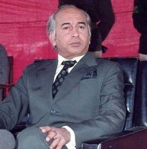 khaskheli_alee's tweet photo. دنیا کے عظیم لیڈر فخر ایشیاء قائد عوام شہید ذوالفقار علی بھٹو کی 42 ویں برسی پر خراج عقیدت پیش کرتے ہیں
 -
#ZindaHaiBhutto https://t.co/SWdg8P4EGp