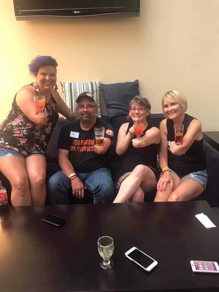 Kalmekrzy's tweet photo. Limb Difference Awareness Month! 
I'm practicing so that the next time I can do this without holding the glass steady. https://t.co/yyTeTeZiLf